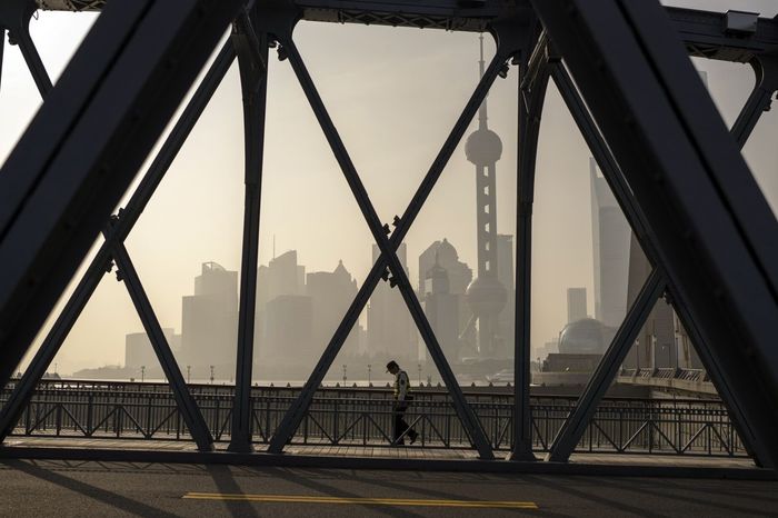 图为上海陆家嘴金融区。图片来源：Raul Ariano/Bloomberg News